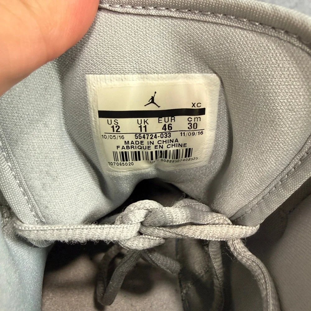 Jordan 1 Mid Cool Grey Mens Sneakers 554724-033 Size 12